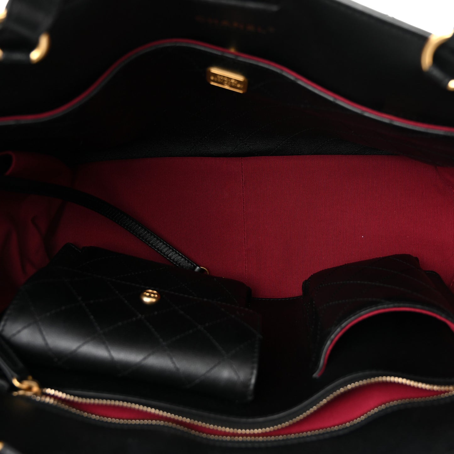 Calfskin Quilted Chain Shopping Tote Black