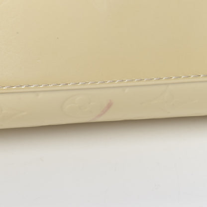 Louis Vuitton Vernis Brea GM Blanc Corail 14 of 15