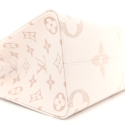 Louis Vuitton Monogram Dune Giant Onthego PM 8 of 9