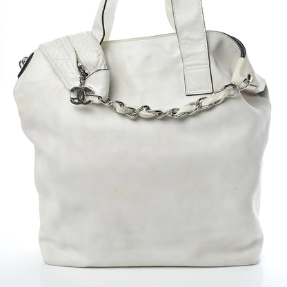 Chanel Lambskin Chain CC Tote White 27 of 28