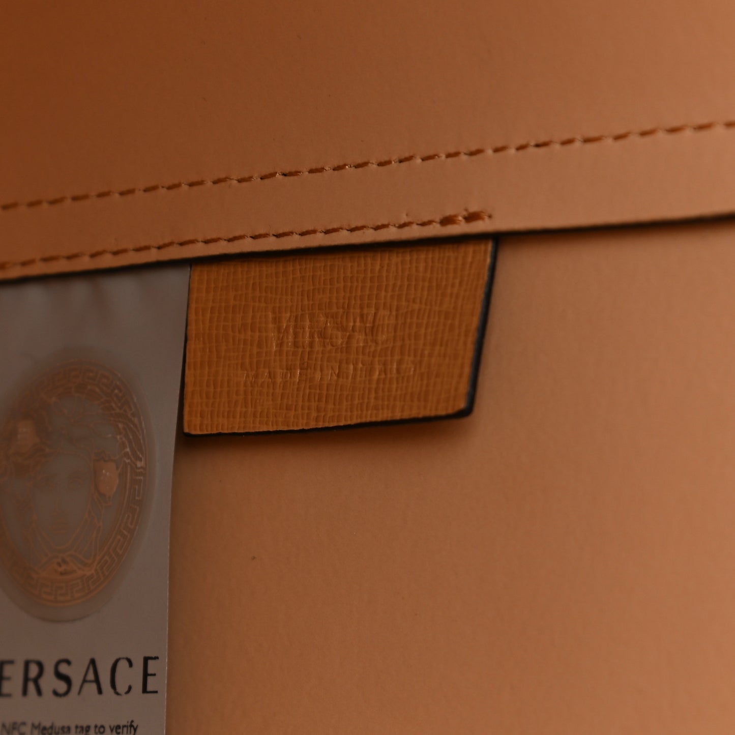 Vitello Virtus Tote Caramel