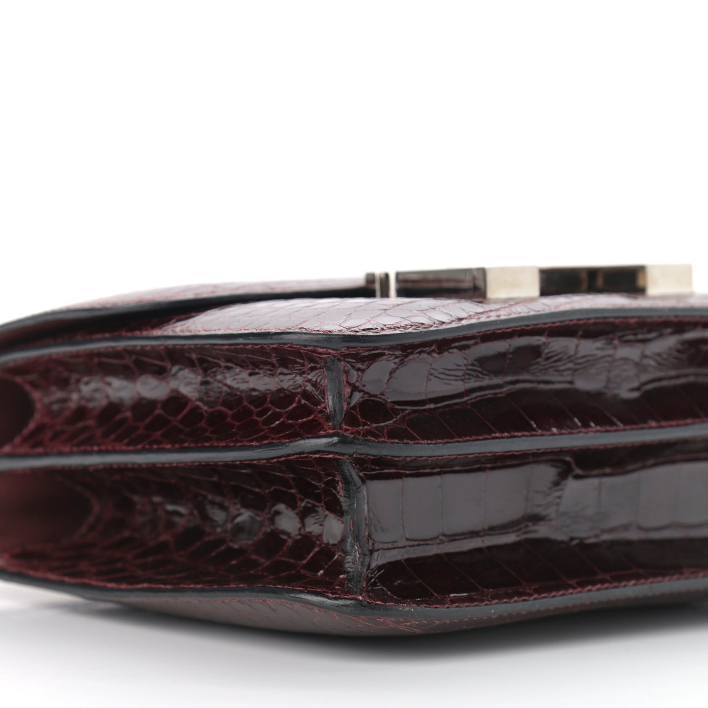 Shiny Alligator Constance 18 Rouge H