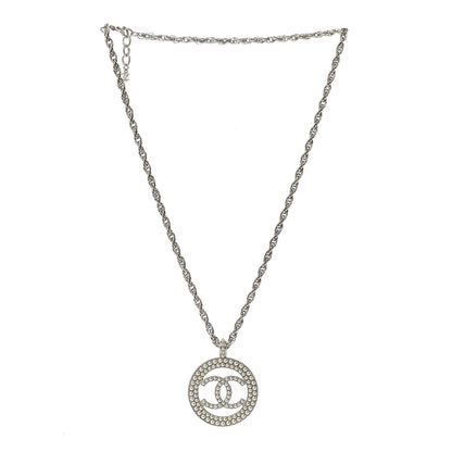 Chanel Pearl CC Medallion Necklace Gold 3 of 6
