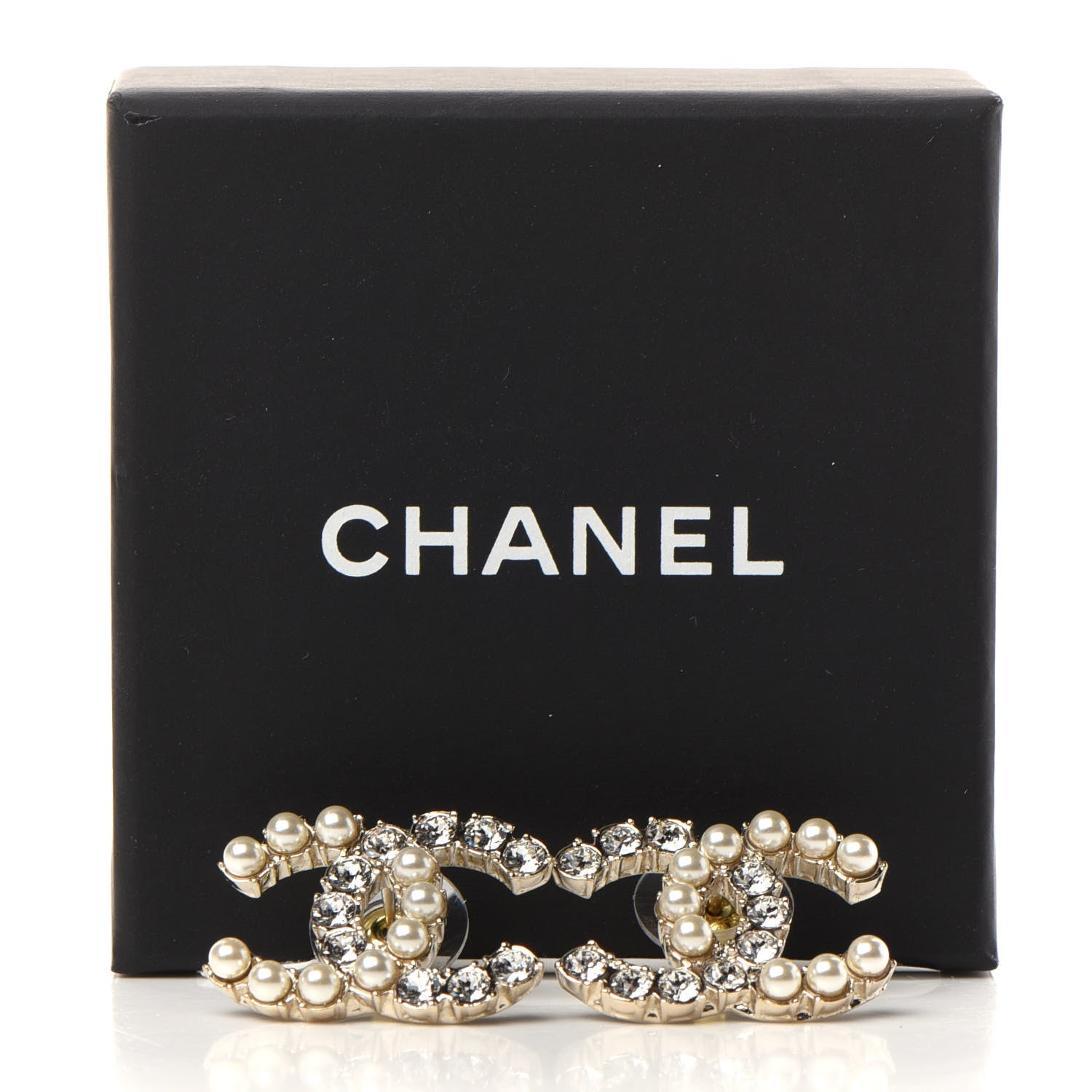 Chanel Crystal Pearl CC Dazzling Domino Earrings Gold 5 of 5