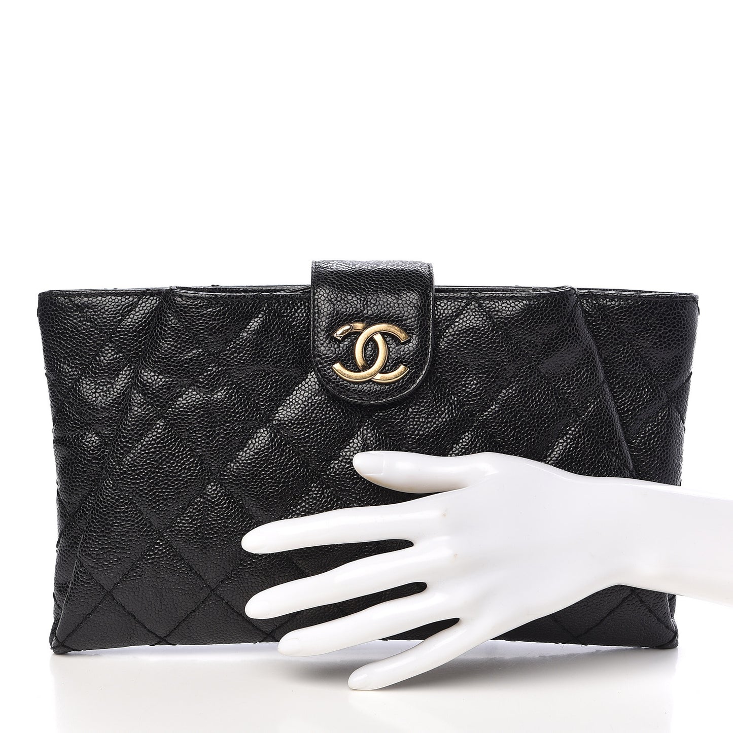 Caviar Quilted Coco Pleats Clutch Black