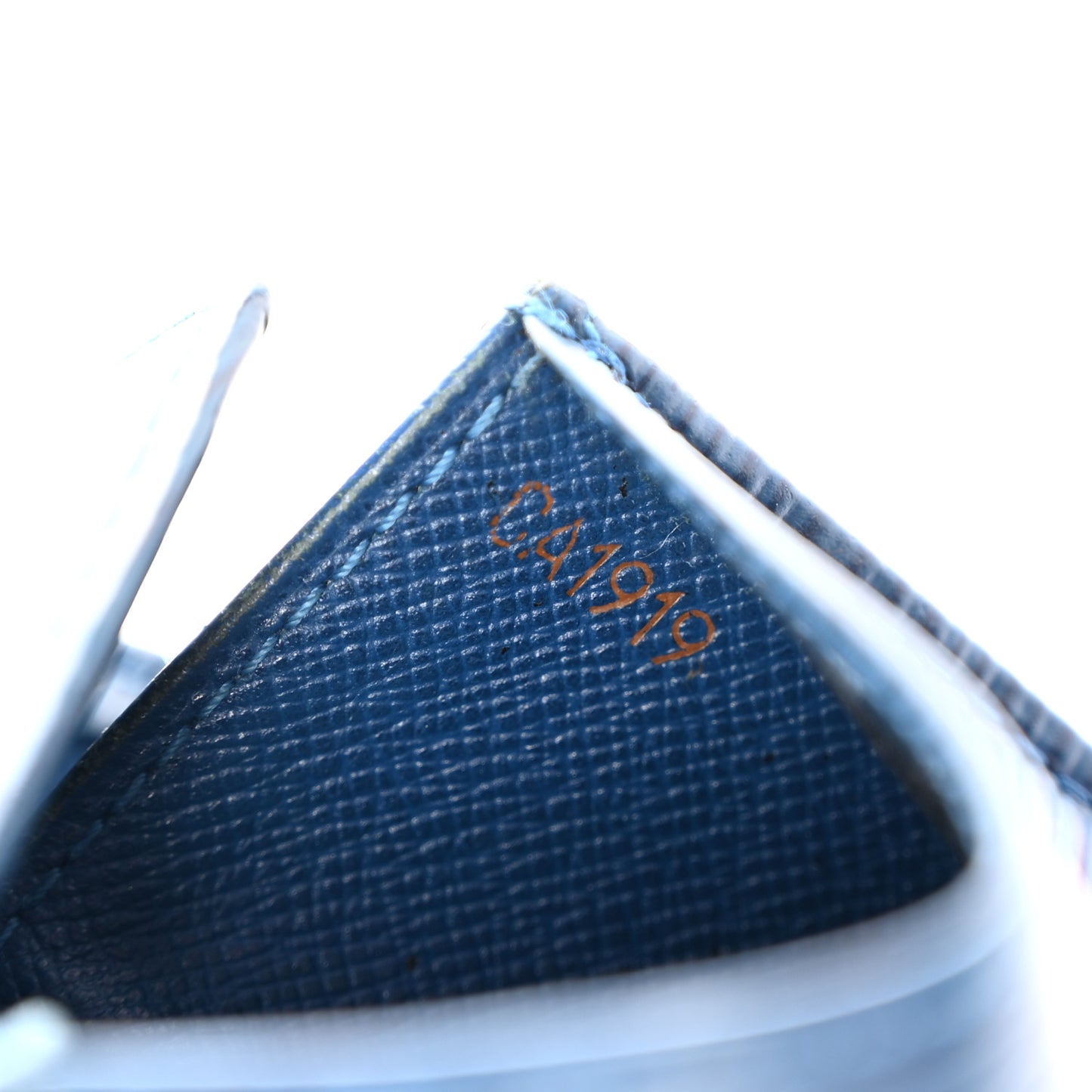 Epi Porte-Monnaie Simple Coin Purse Myrtille