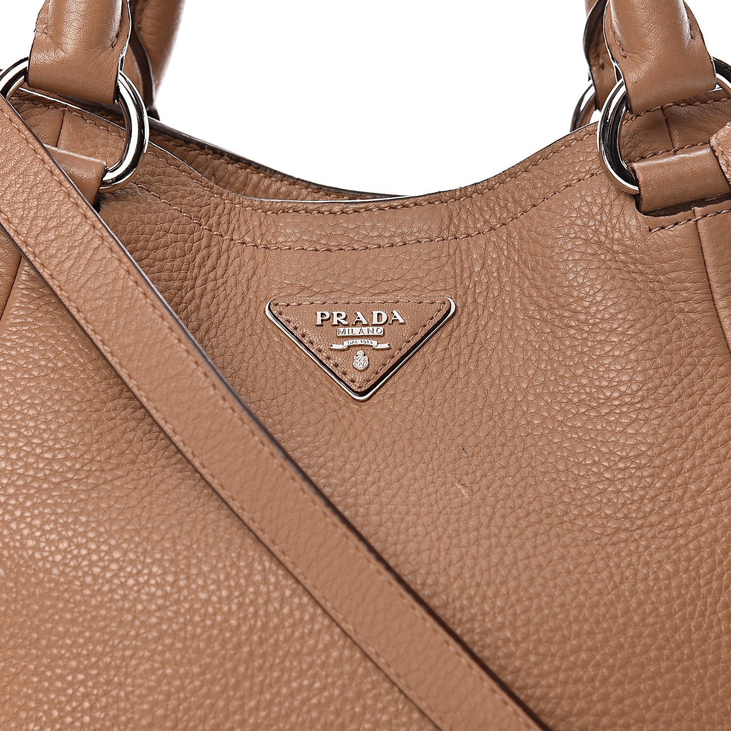 Vitello Daino Tote Sesamo