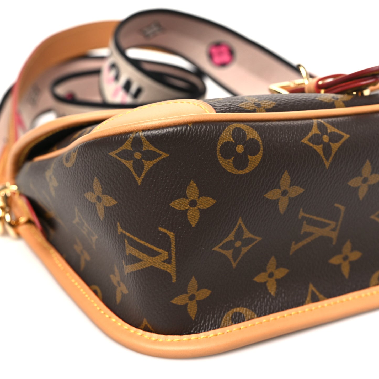 Monogram Diane Black