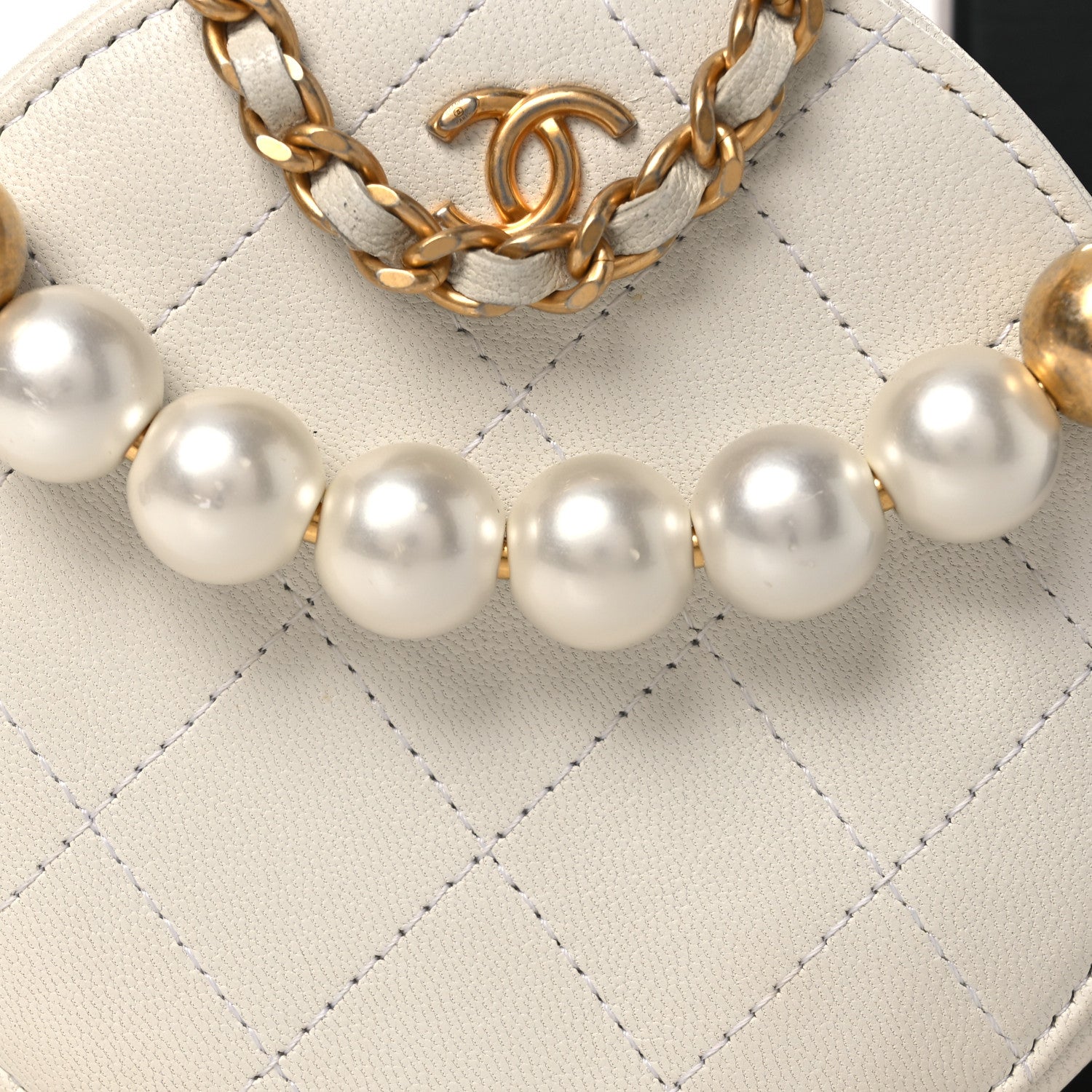 Chanel Lambskin Quilted Pearl Round Clutch With Chain White 8 of 11