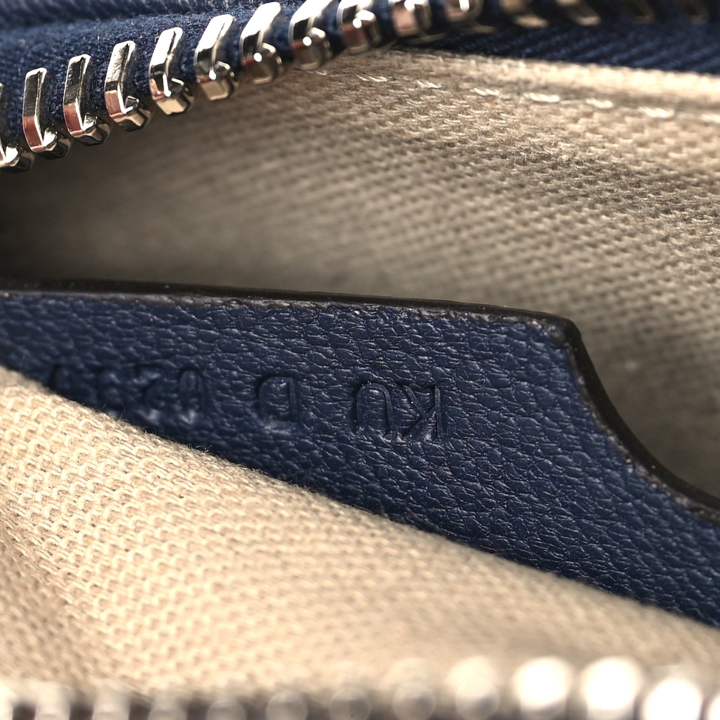 Sugar Goatskin Nano Antigona Midnight Blue