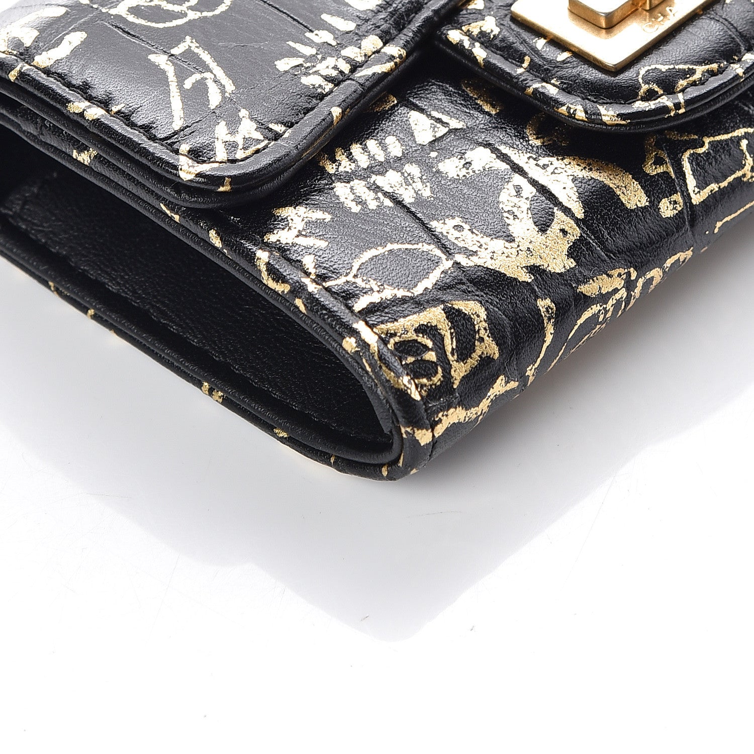 Chanel Calfskin Crocodile Embossed Graffiti 2.55 Cocodile Reissue Flap Card Holder Black Gold 5 of 10