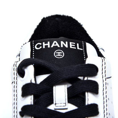 Chanel Calfskin Womens Logo Sneakers 36 White Black 10 of 11