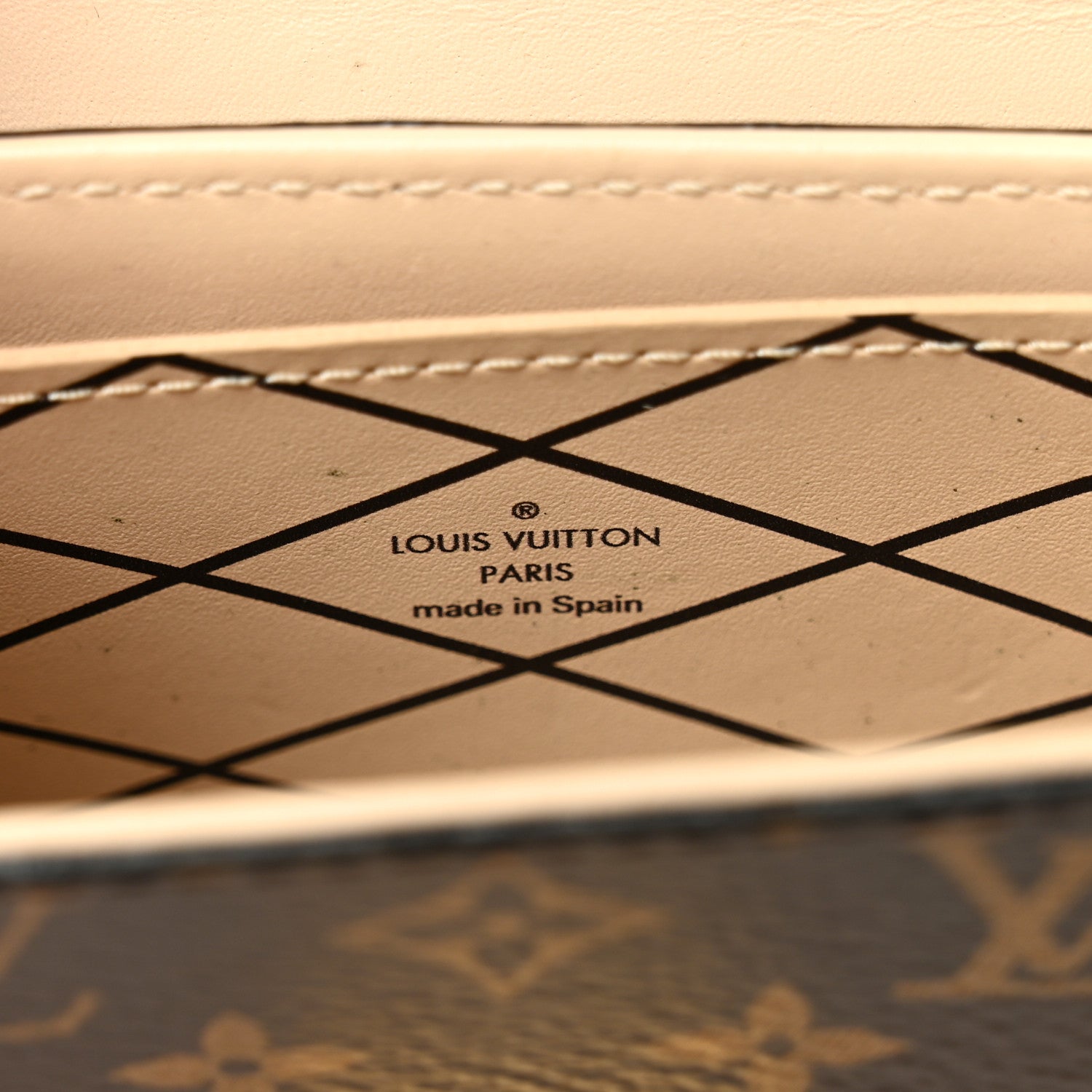 Louis Vuitton Monogram Essential Trunk NM Black 5 of 8