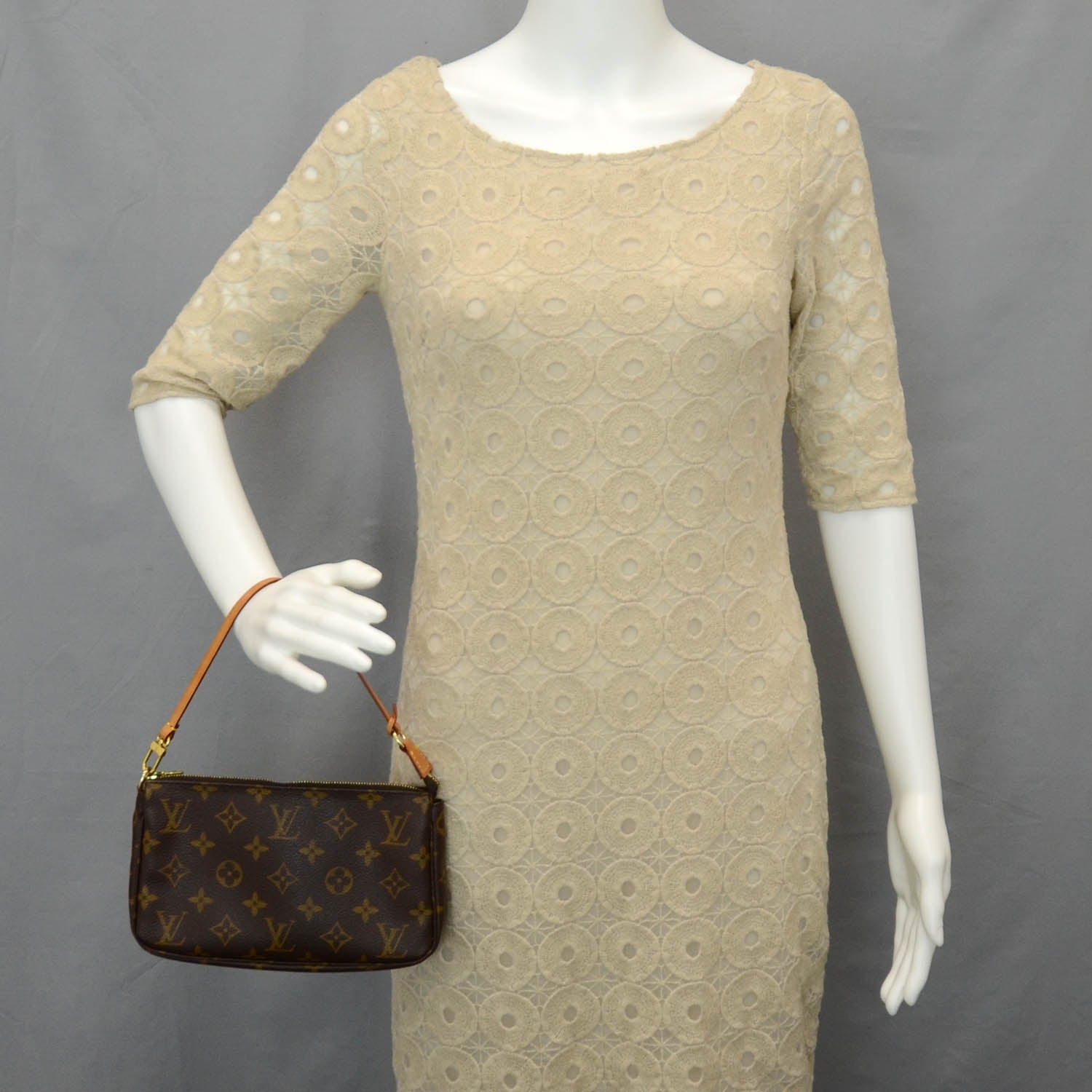 Louis Vuitton Monogram Pochette Accessories 2 of 8