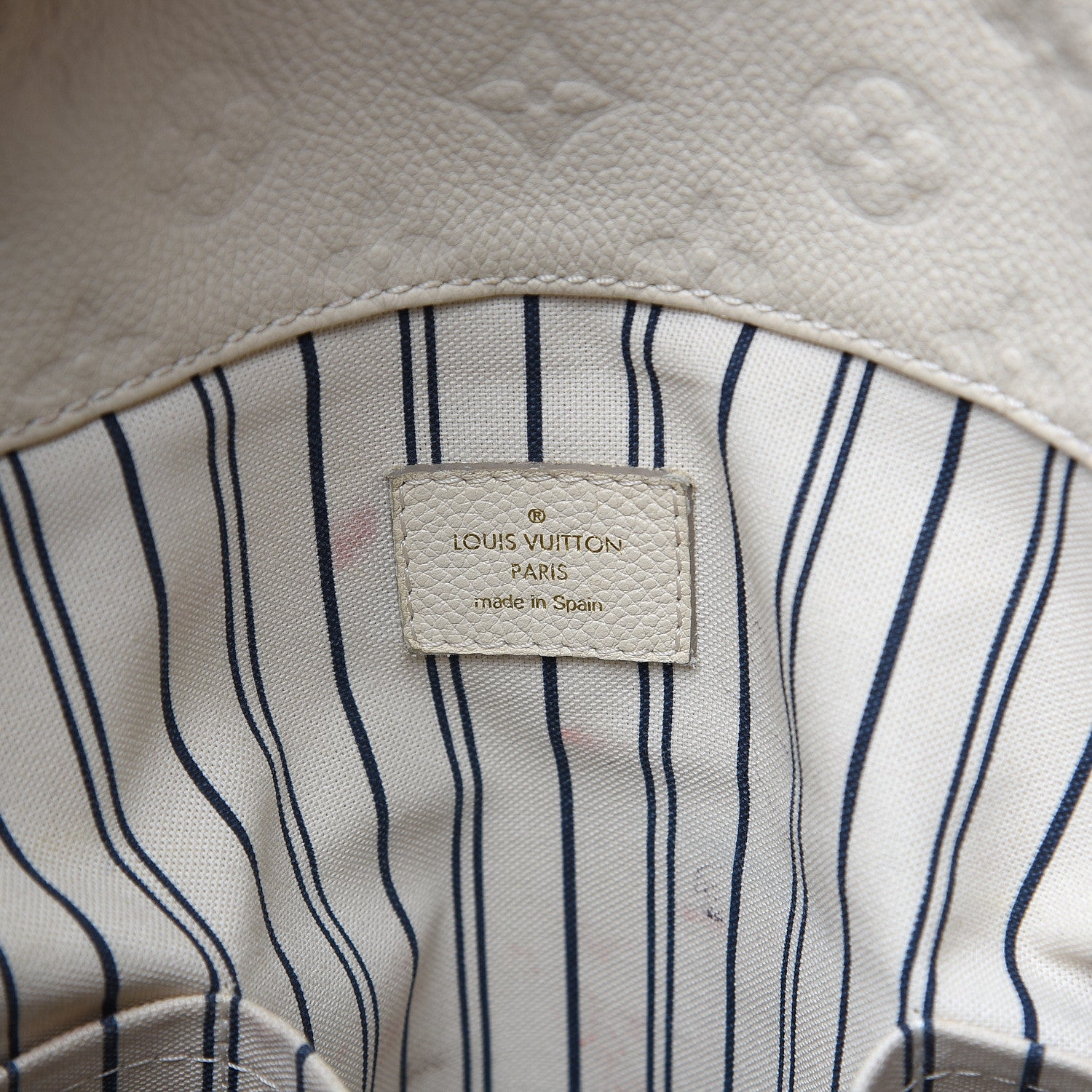Louis Vuitton Empreinte Artsy MM Neige 6 of 17