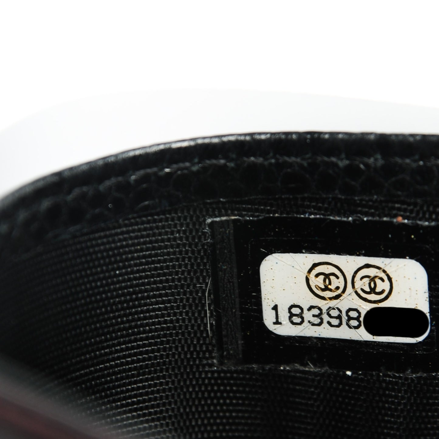 Caviar Quilted Card Holder Black