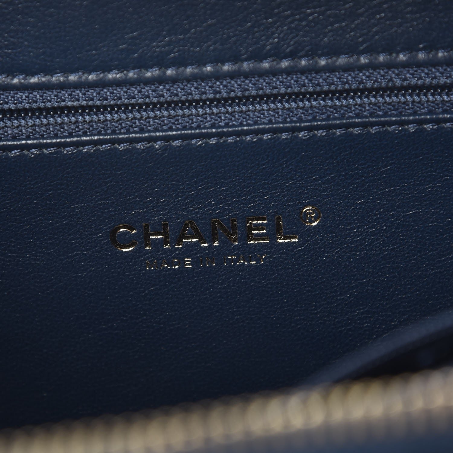 Chanel Caviar Quilted Medium CC Filigree Vanity Case Navy 6 of 7