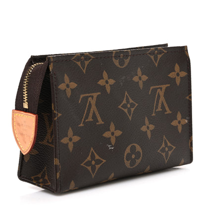 Louis Vuitton Monogram Toiletry Pouch 15 3 of 9