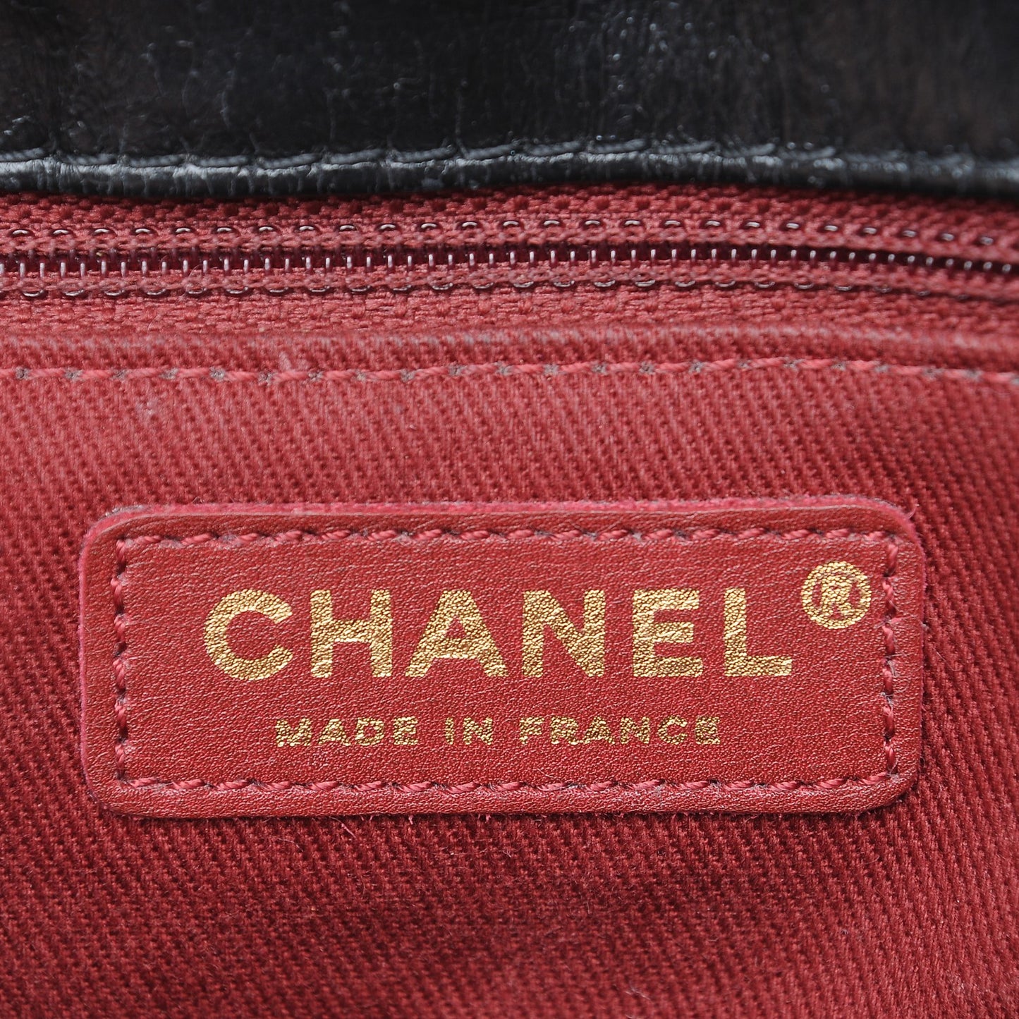 Glazed Calfskin Quilted Medium Bubble CC Flap Black