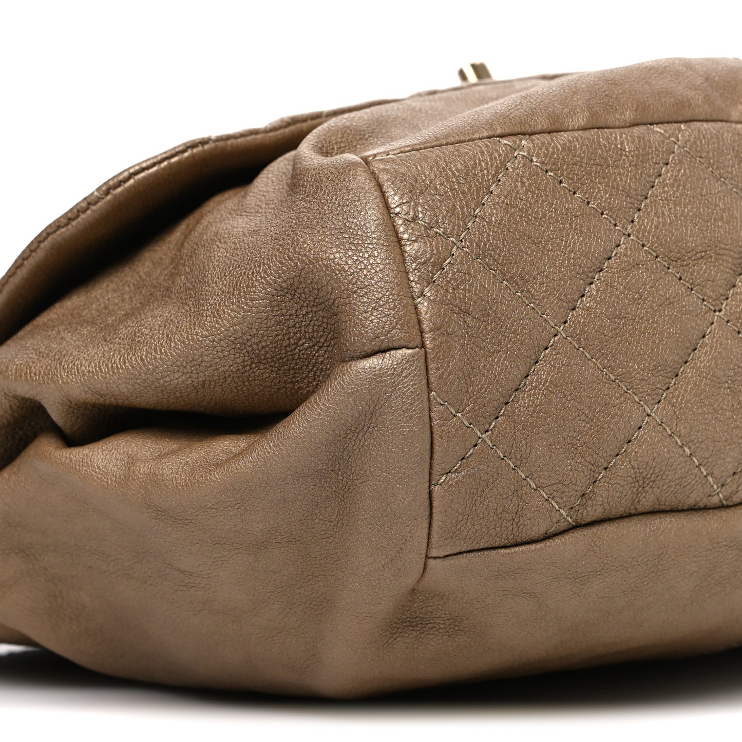 Metallic Calfskin Quilted Trianon Small Messenger Flap Gold
