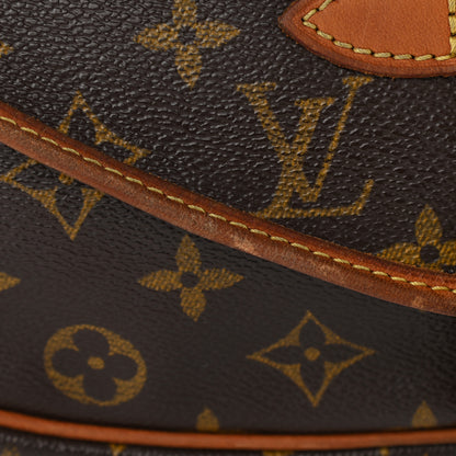 Louis Vuitton Monogram Saumur 30 11 of 17