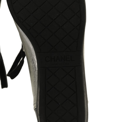 Chanel Metallic Lambskin Patent Cap Toe CC Sneakers 39.5 Silver Black 15 of 17