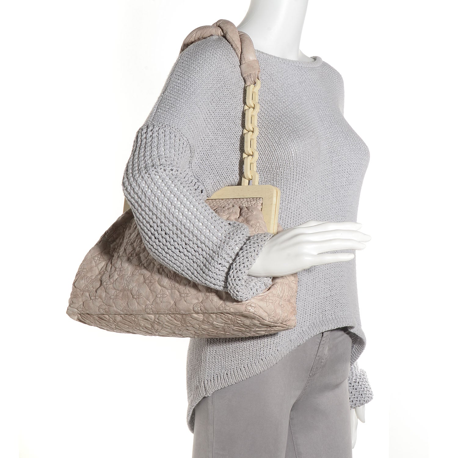 Louis Vuitton Lambskin Olympe Nimbus Cirrus Ecru 2 of 7