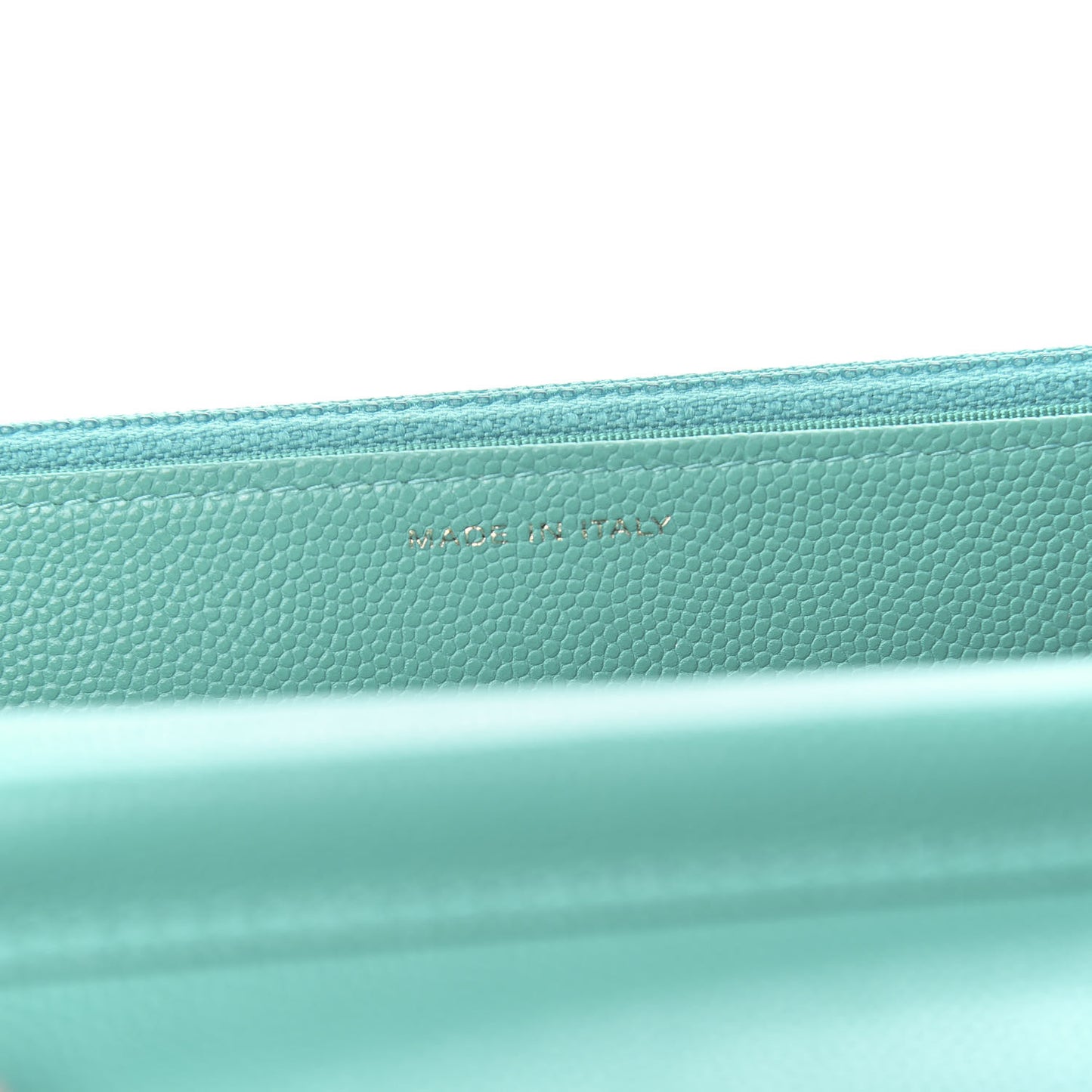 Caviar Quilted Wallet On Chain WOC Turquoise