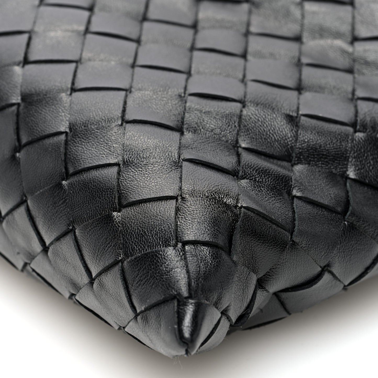 Calfskin Intrecciato Mini Hop Black
