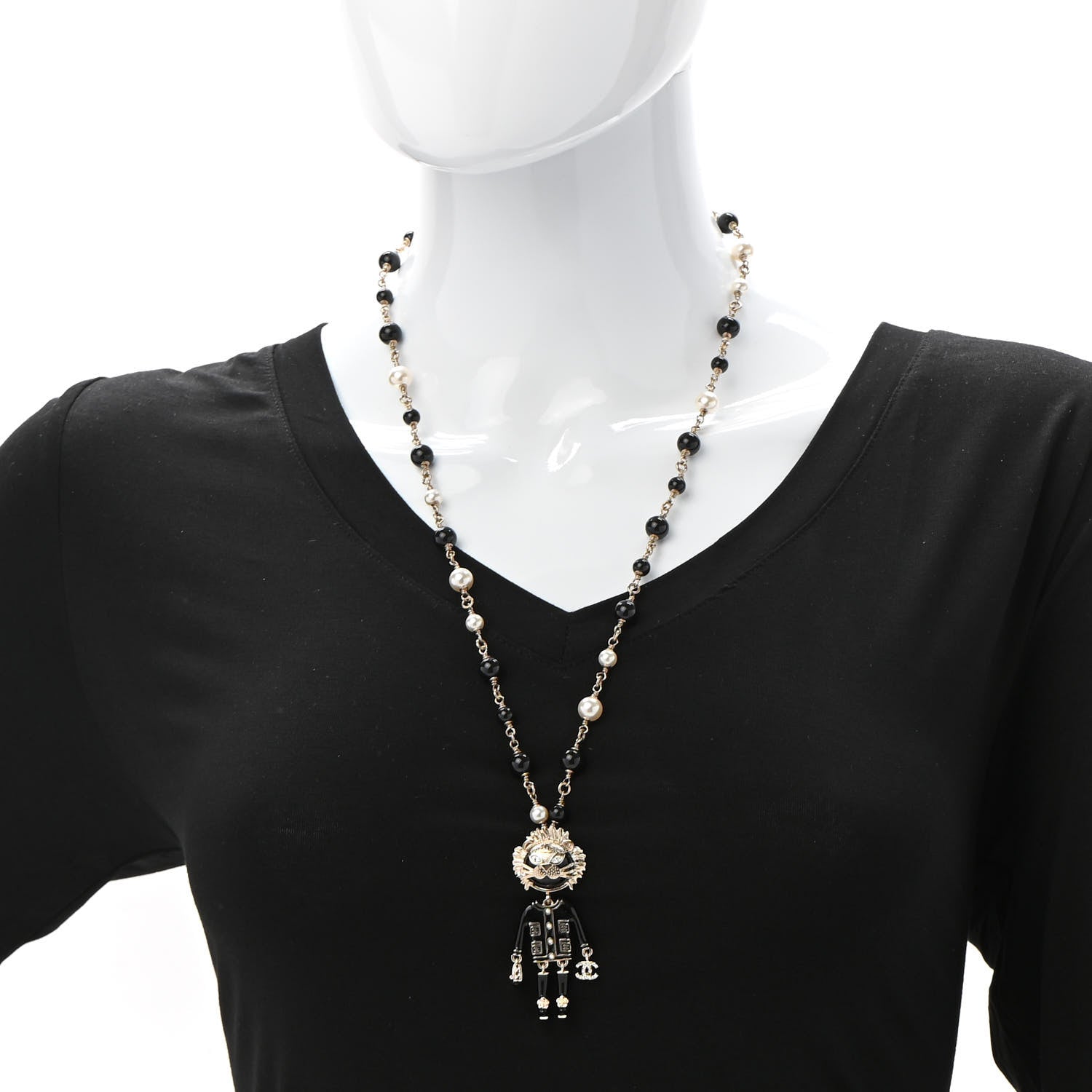 Chanel Gripoix Poured Glass Crystal Bead Pearl CC Lion Pendant Necklace Black Gold 2 of 6