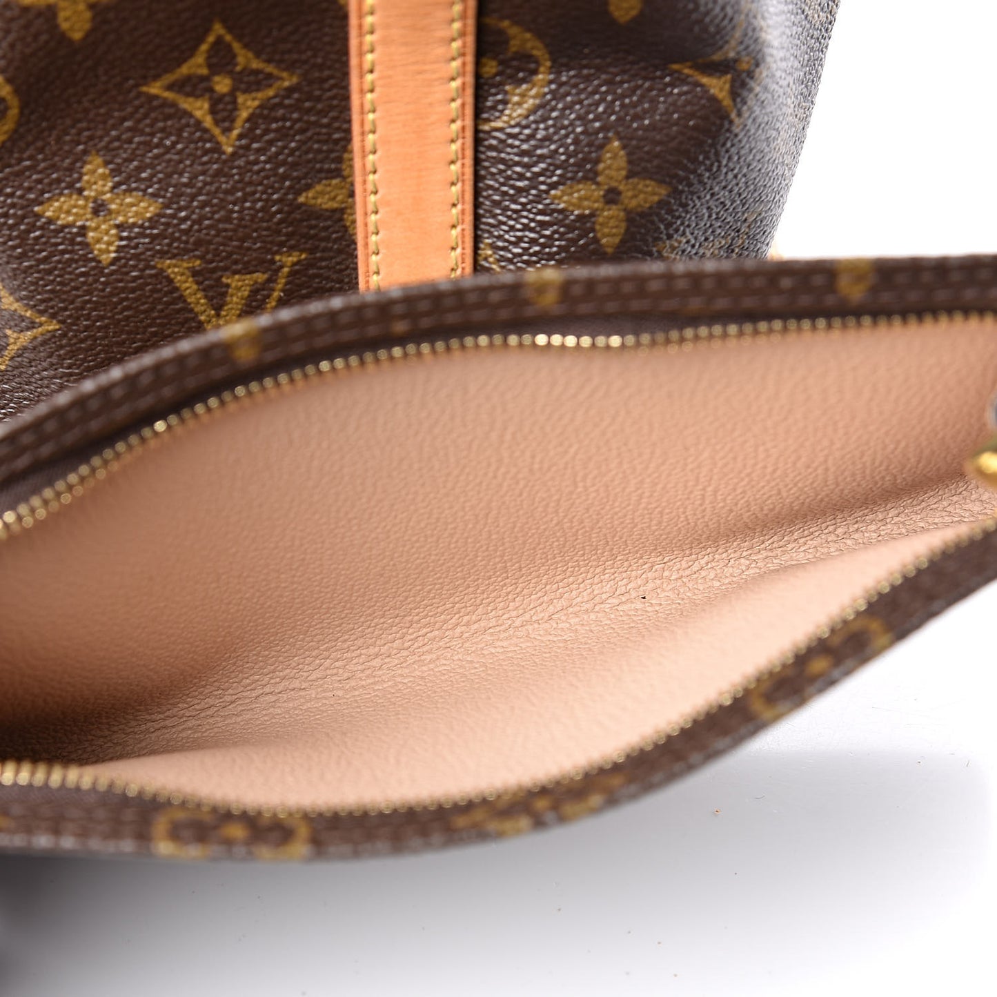 Monogram Bucket 27