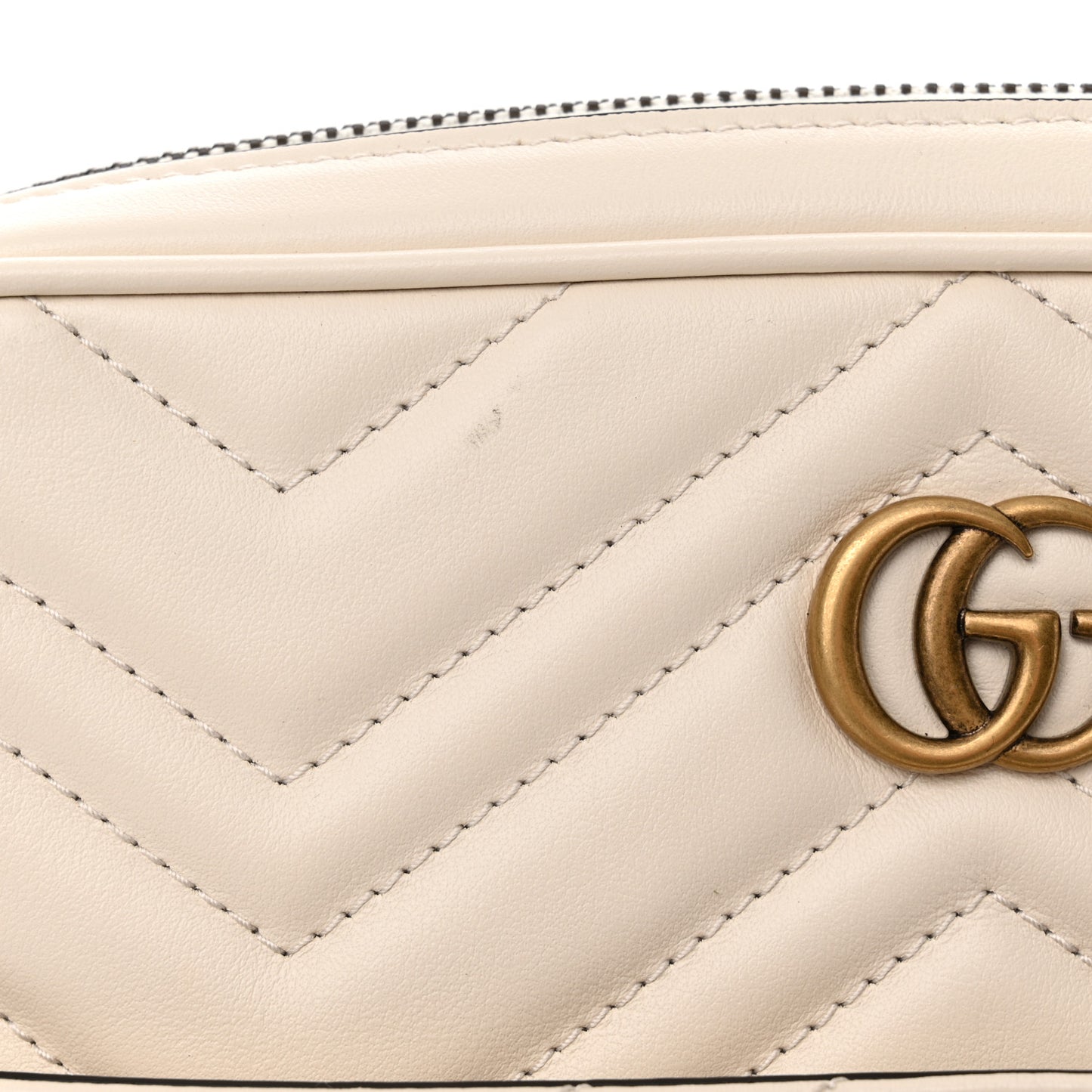 Calfskin Matelasse GG Marmont Multi-Use Mini Bag 85 34 Black Perfect Pink Mystic White