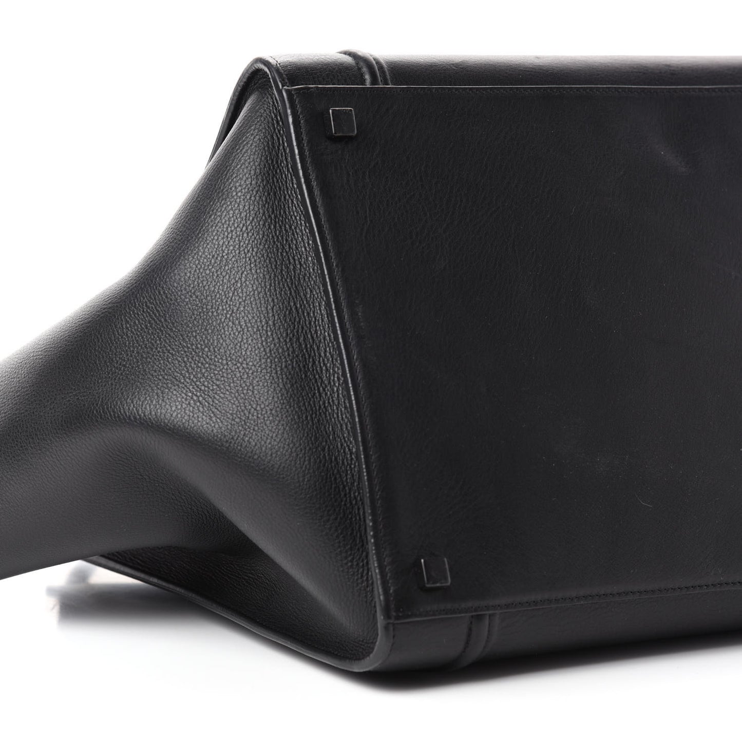 Smooth Calfskin Medium Phantom Luggage Black