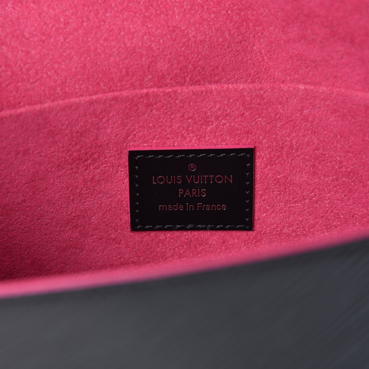 Epi Pochette Felicie Black Hot Pink
