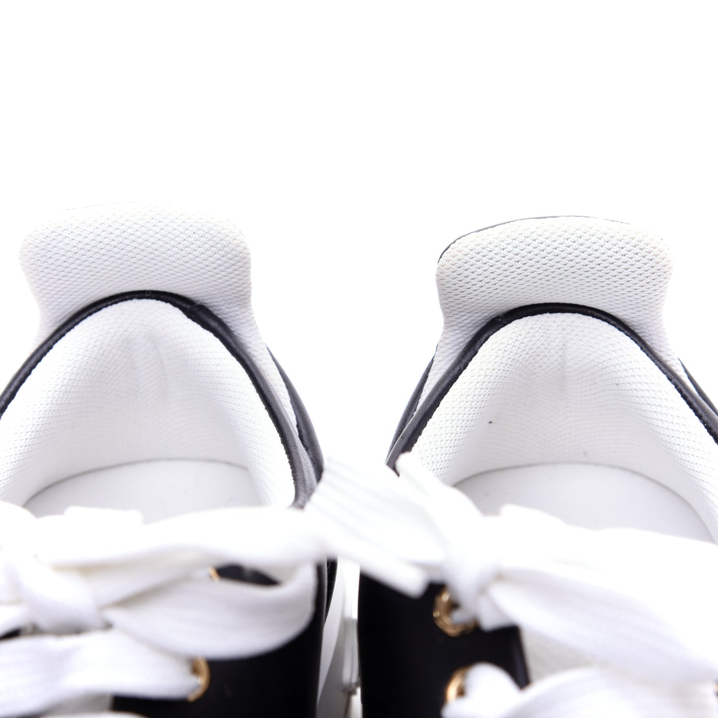Calfskin Time Out New Wave Sneakers 36 Black
