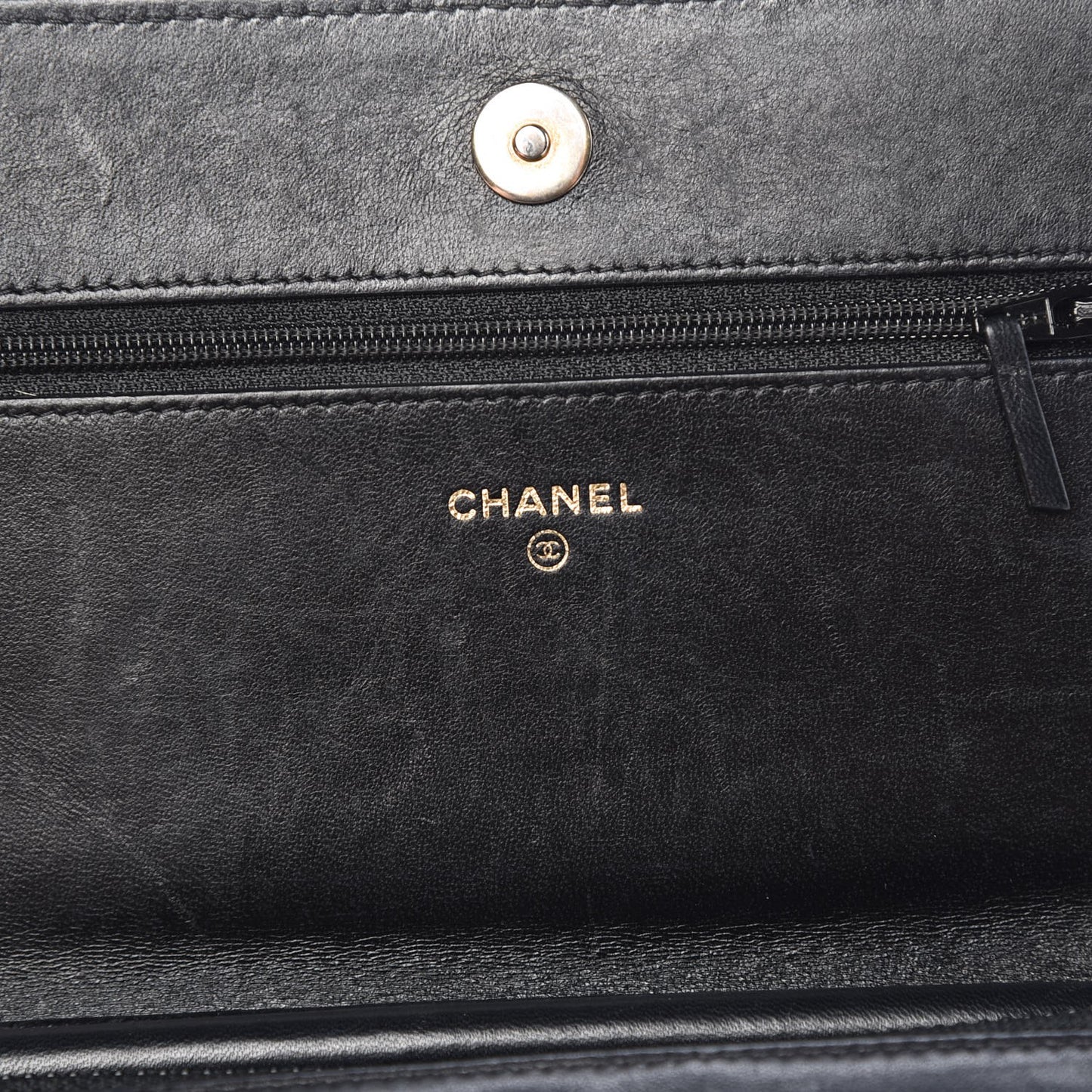 Velvet Quilted Wallet On Chain WOC Black
