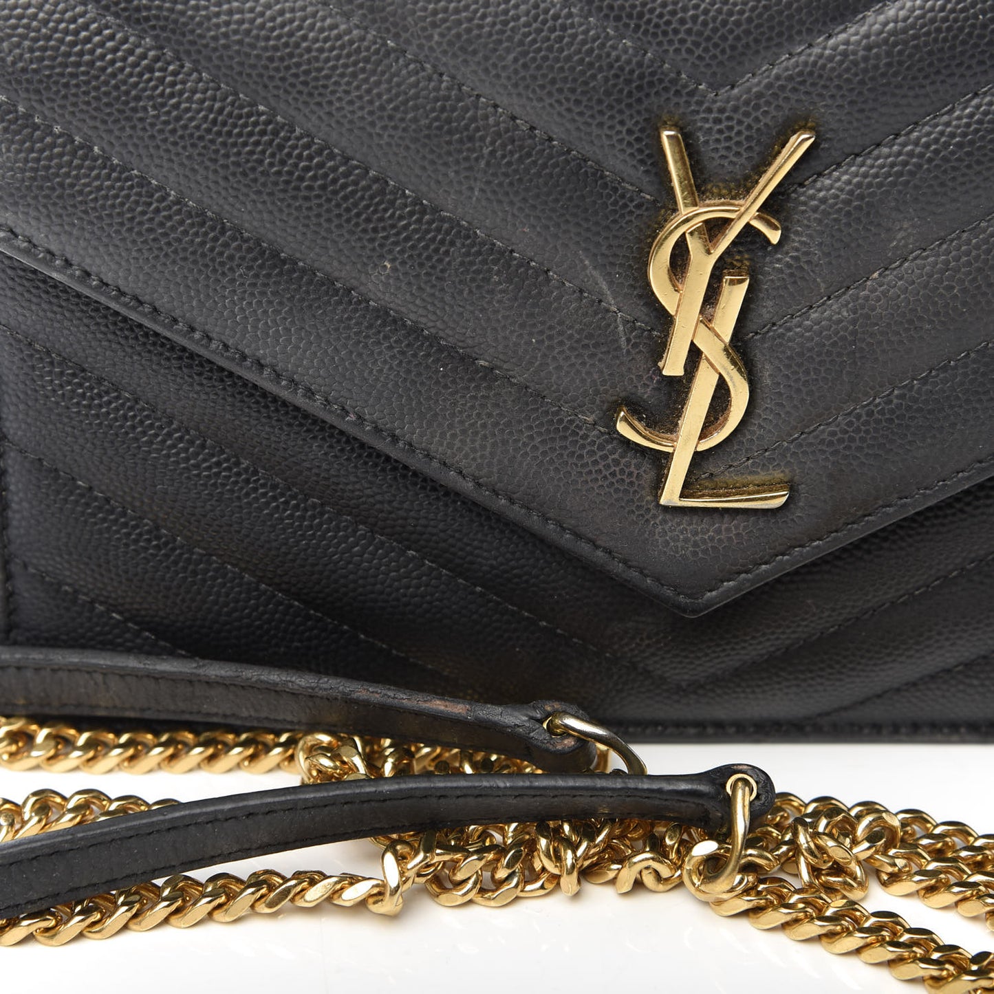 Grain De Poudre Matelasse Chevron Monogram Chain Wallet