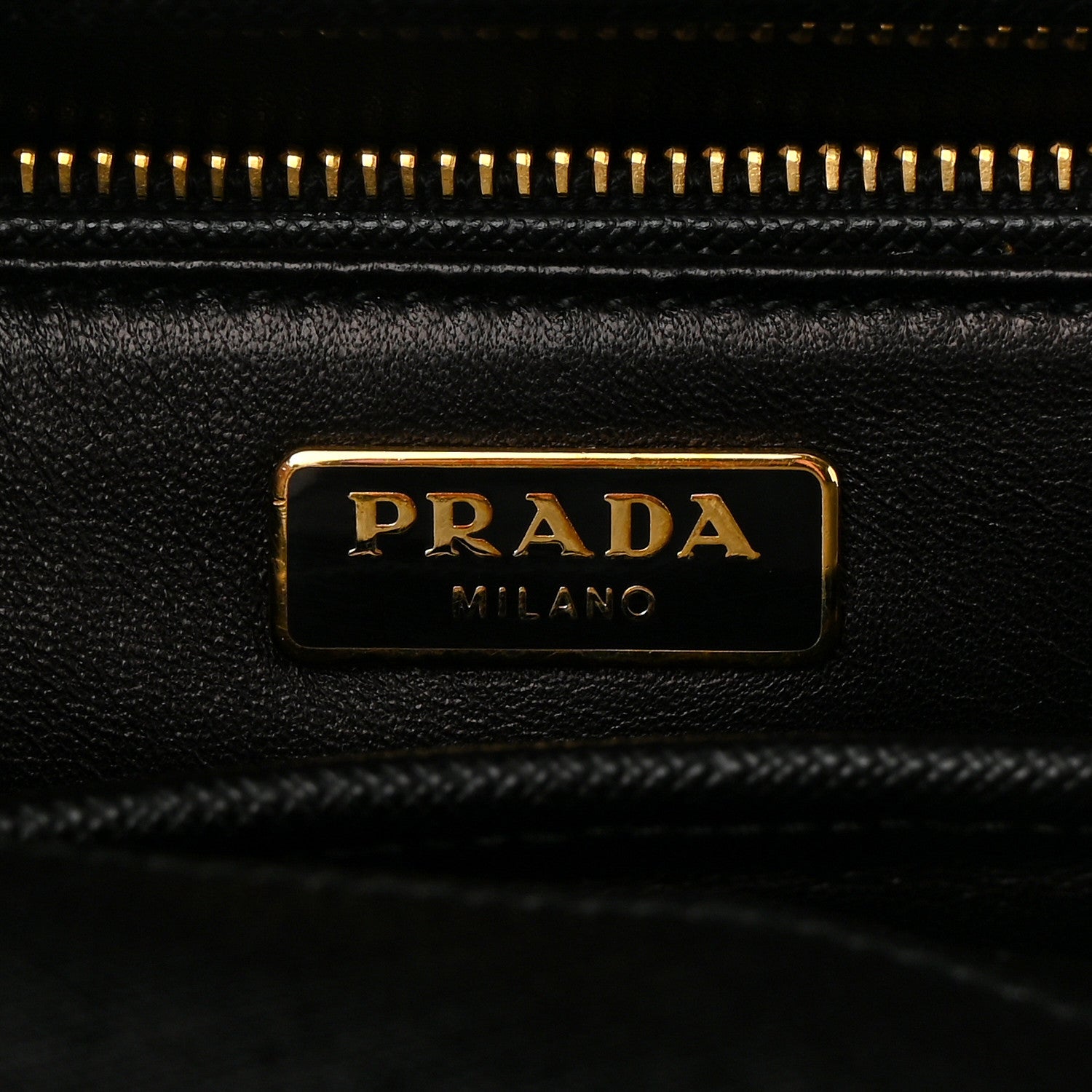 Prada Saffiano Tri-Color Turn Lock Satchel Black Bianco Rosso 6 of 10
