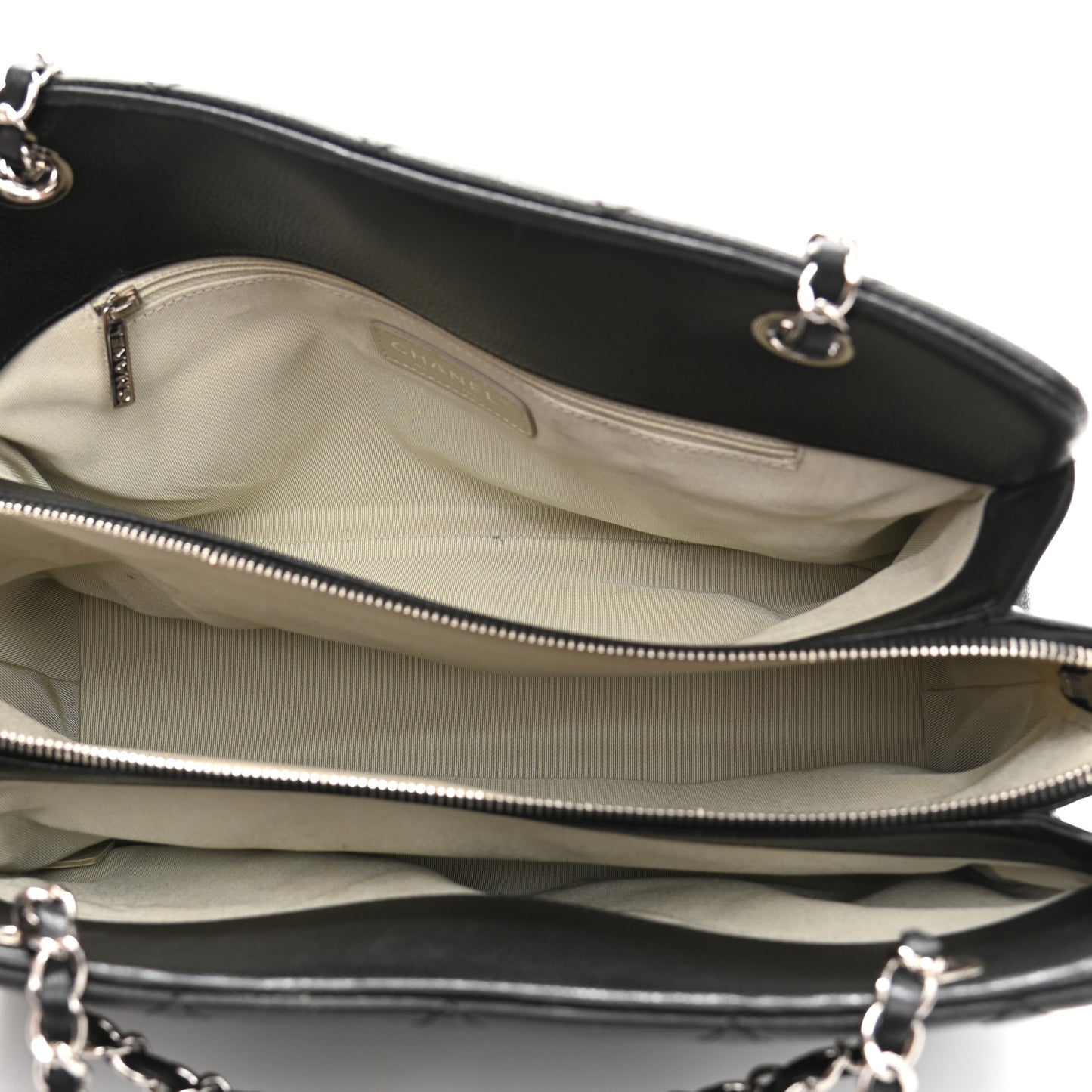 Caviar Quilted CC Timeless Soft Tote Black