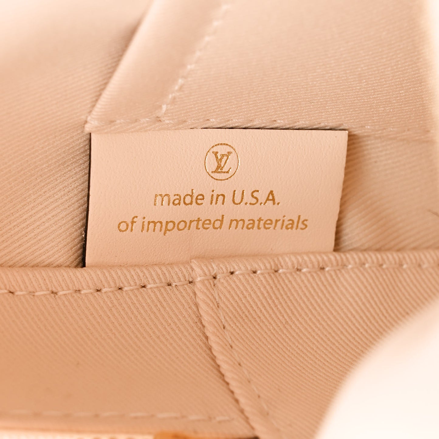 Monogram Saintonge Creme