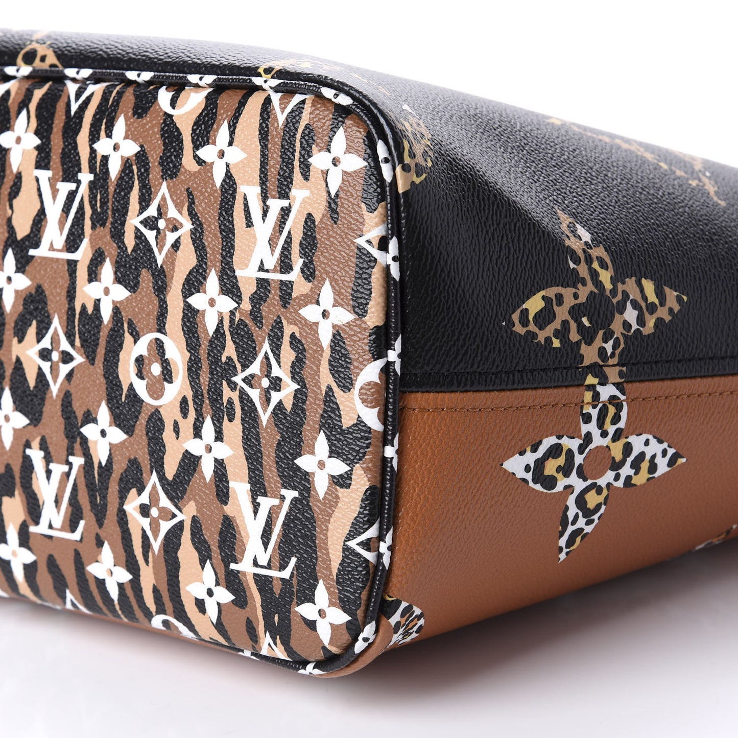 Monogram Giant Jungle Neverfull MM Black