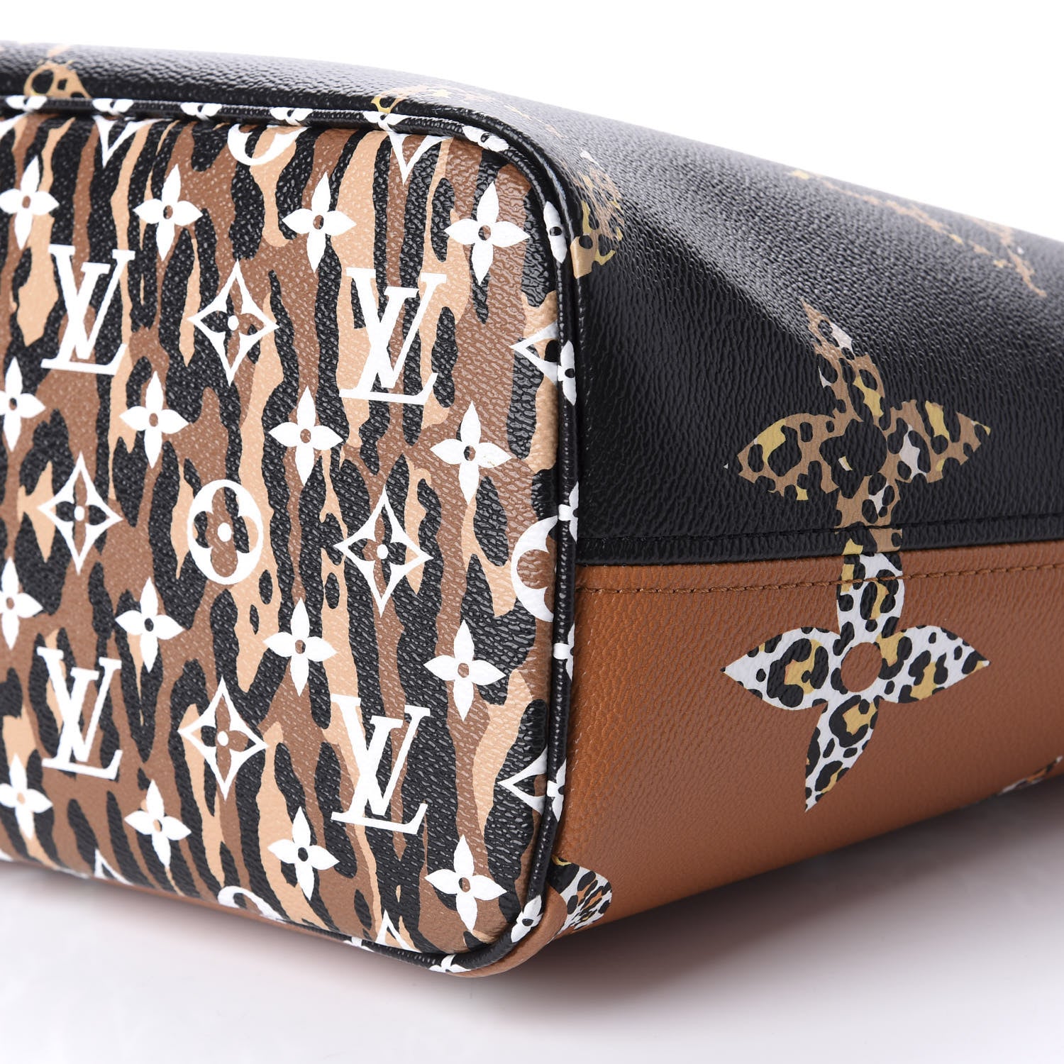Louis Vuitton Monogram Giant Jungle Neverfull MM Black 8 of 11