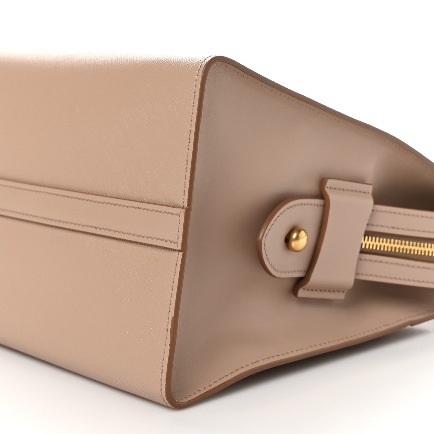 Saffiano City Calfskin Medium Esplanade Cammeo