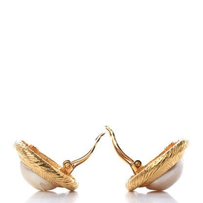 Chanel Pearl Clip On Earrings Gold 3 of 4
