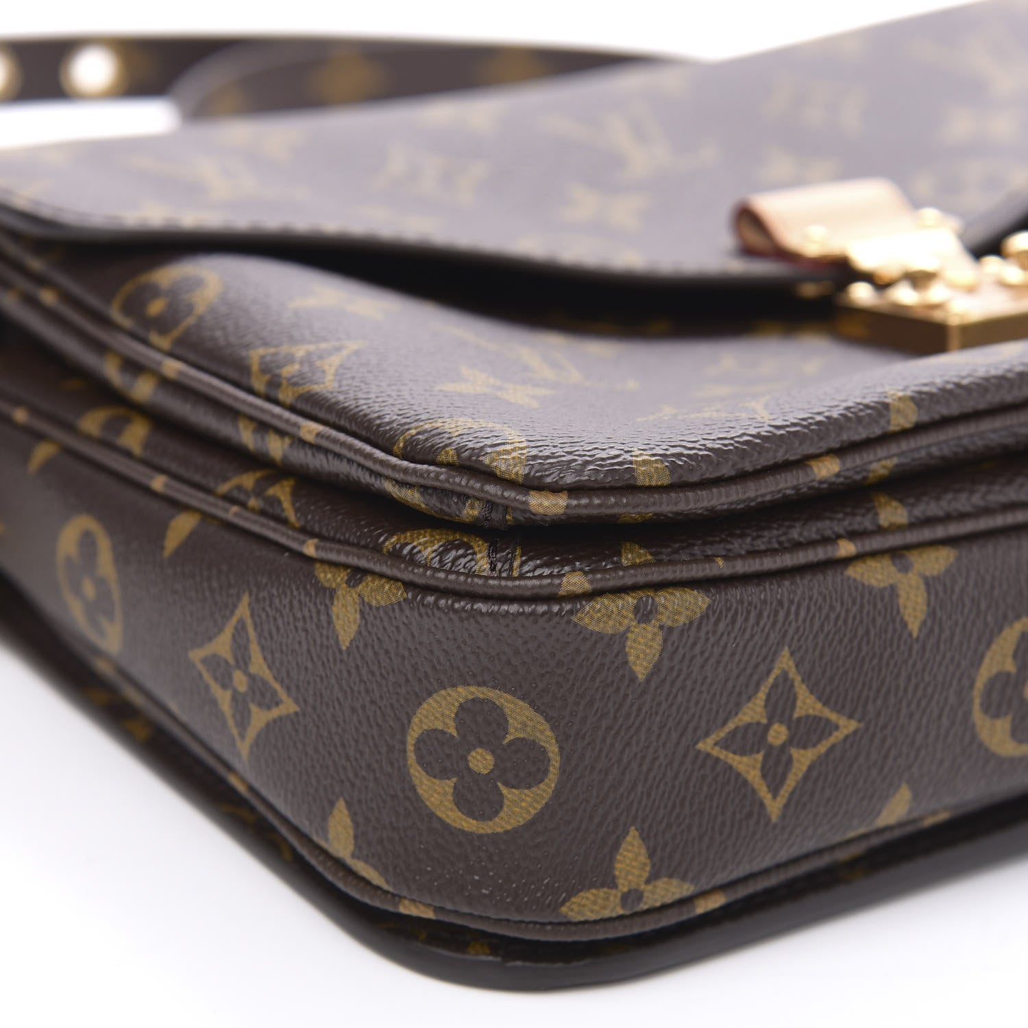Louis Vuitton Monogram Pochette Metis 8 of 10
