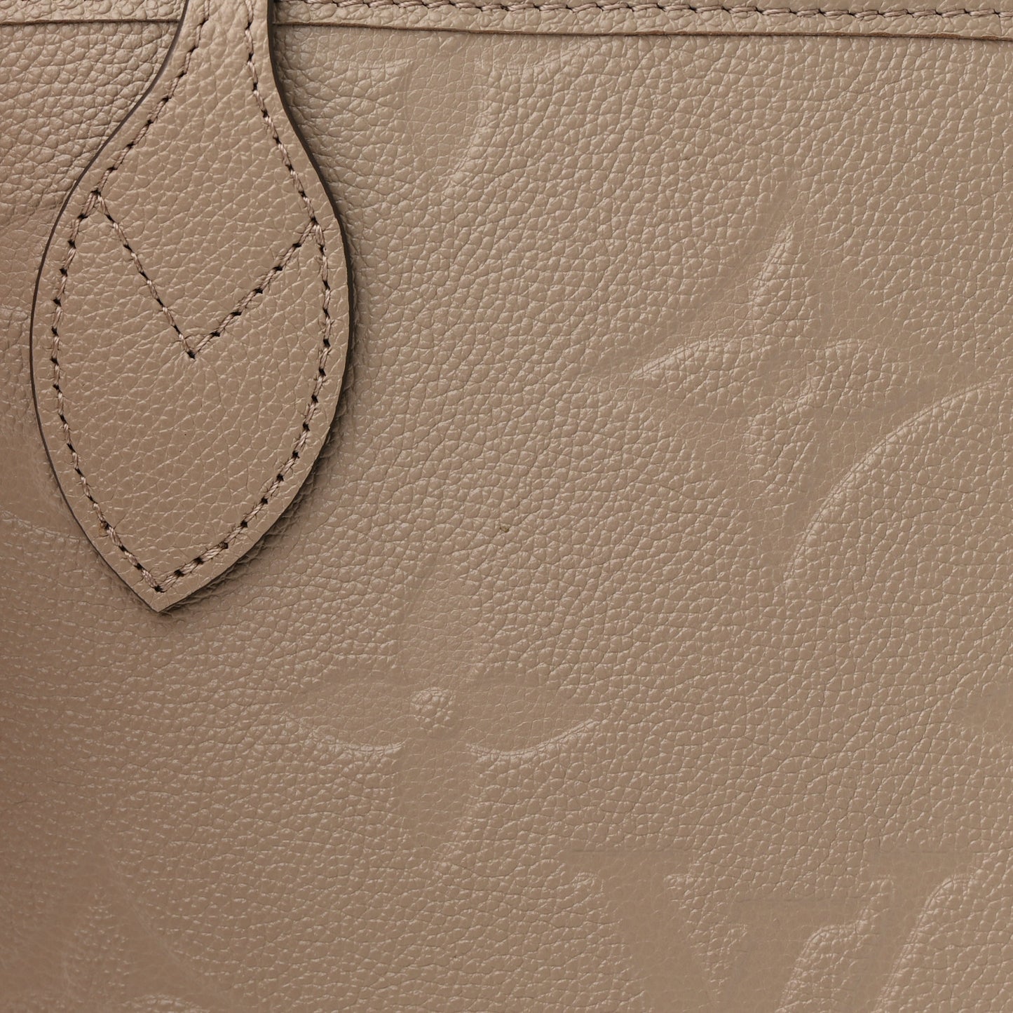 Empreinte Monogram Giant Neverfull MM Tourterelle