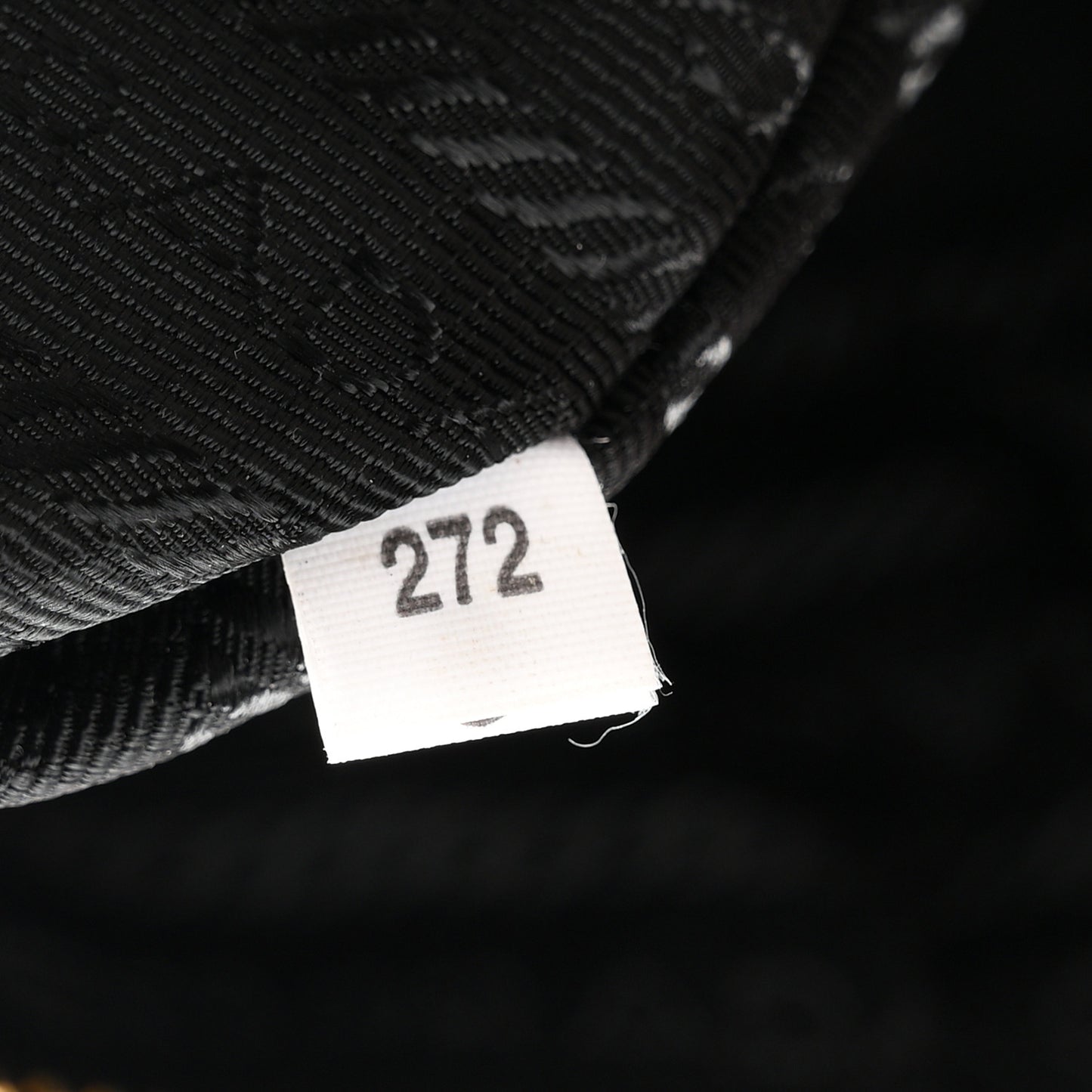 Re-Nylon Stitched Re-Edition 1995 Chaine Medium Tote Bag Black