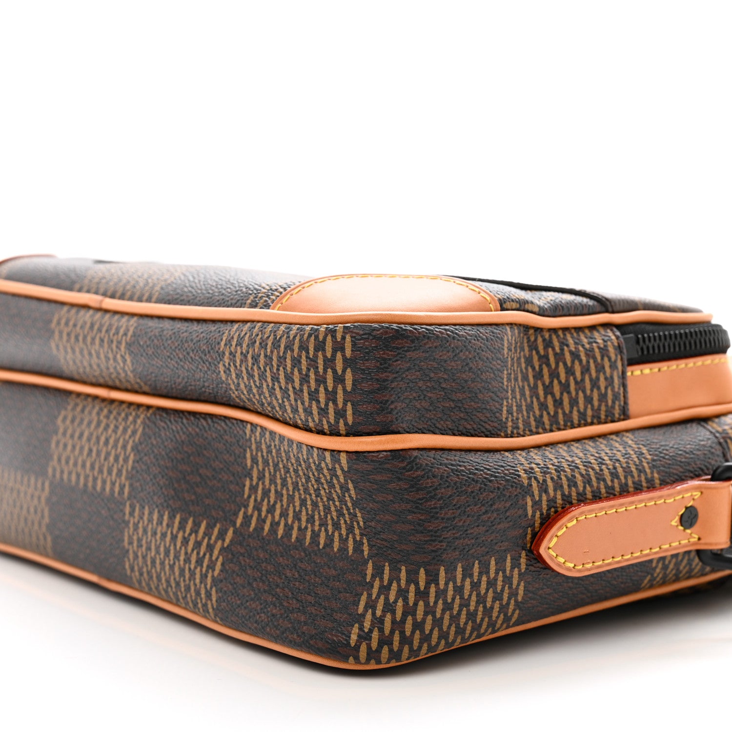 Louis Vuitton x NIGO Giant Damier Ebene Monogram Nil Messenger 9 of 10
