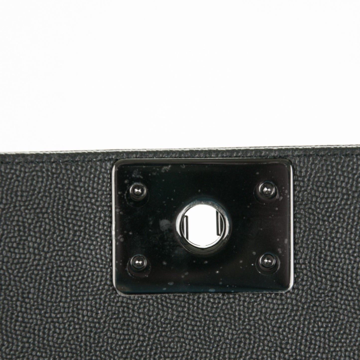Caviar Quilted Medium Boy Flap So Black