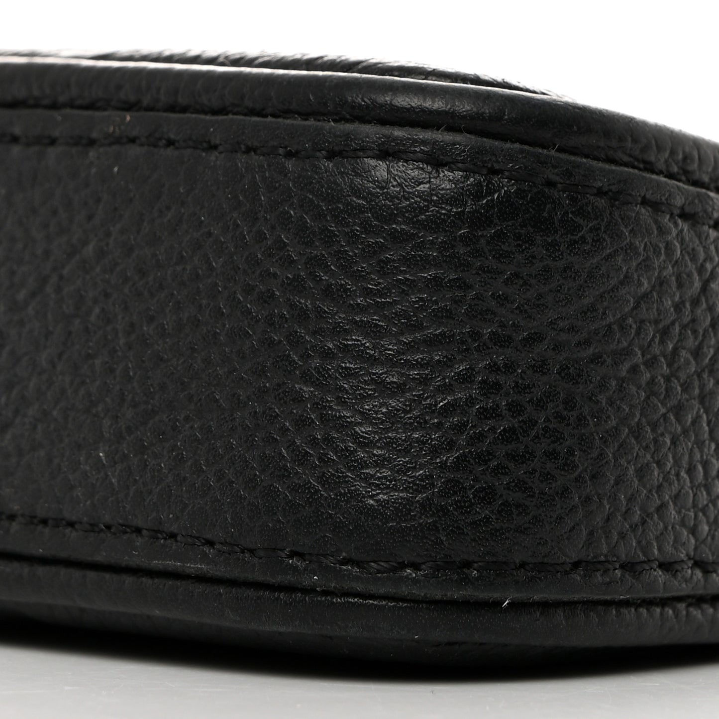 Empreinte Easy Pouch On Strap Black